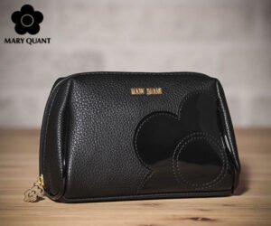 マリークワント MARY QUANT シュリンクデイジーパッチ オーバルポーチ