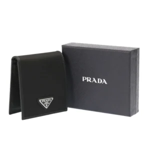 プラダ(PRADA) Re-Nylon 財布