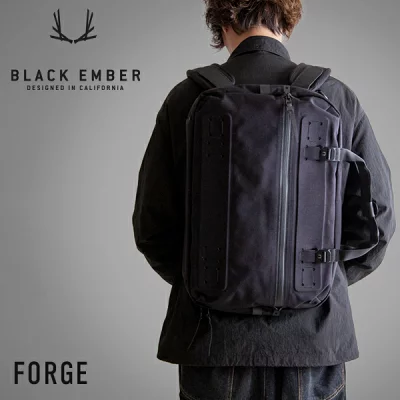 Black Ember FORGE 防水リュック