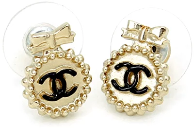 CHANEL シャネル ピアス ゴールドCC リボン ブラックココマーク