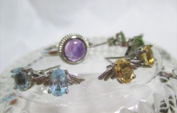 ピアス