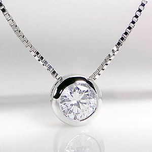 クラシックチェス 0.3カラット 一粒ダイヤ ネックレス