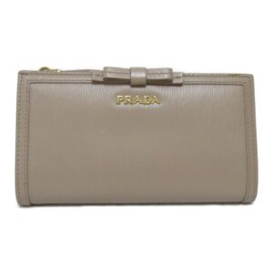 プラダ PRADA 二つ折り長財布 財布 レザー レディース ベージュ系 1ML009