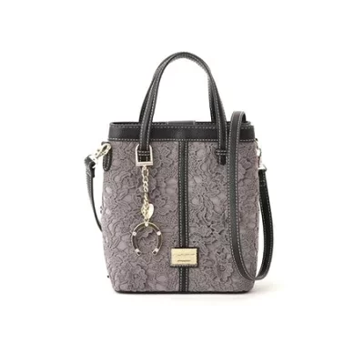 JILLSTUART ジルスチュアート ラッキーアイコンポシェット