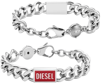 DIESEL ディーゼル 喜平チェーンブレスレット レッドプレート ステンレススチールシルバー Dロゴボタンドームチャーム