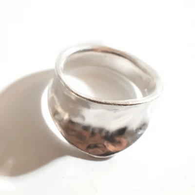 Moonu モーヌ Inward Silver Ring